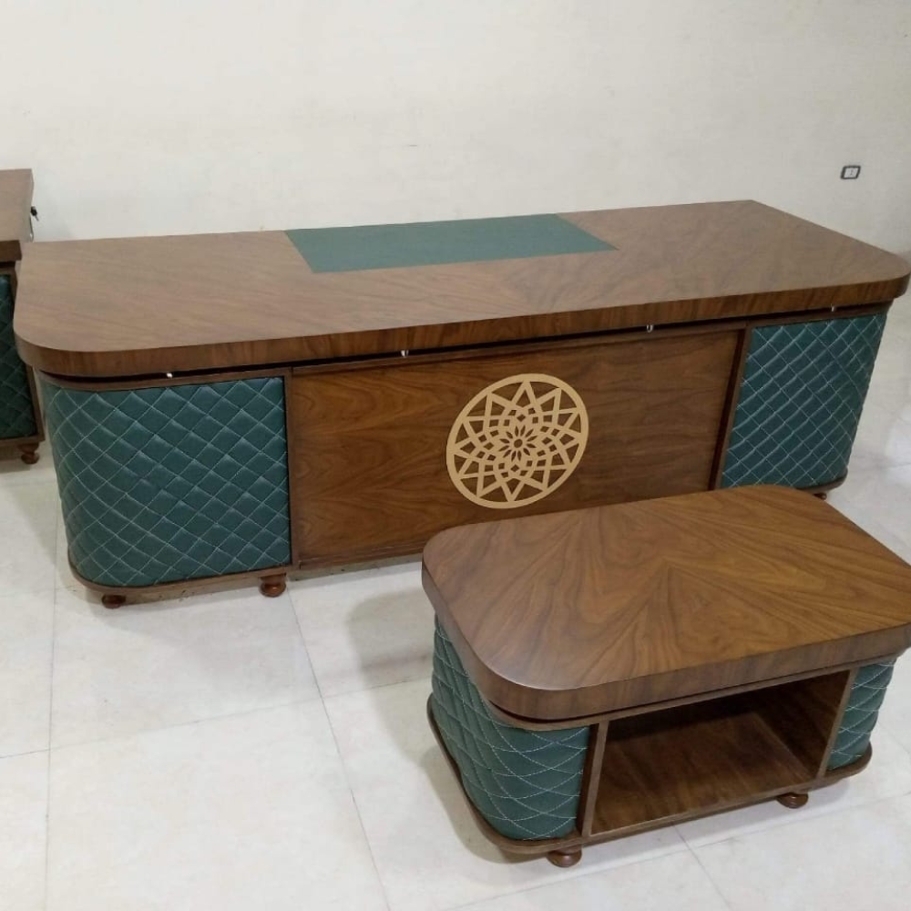 مكتب إدارة عليا طبيعي